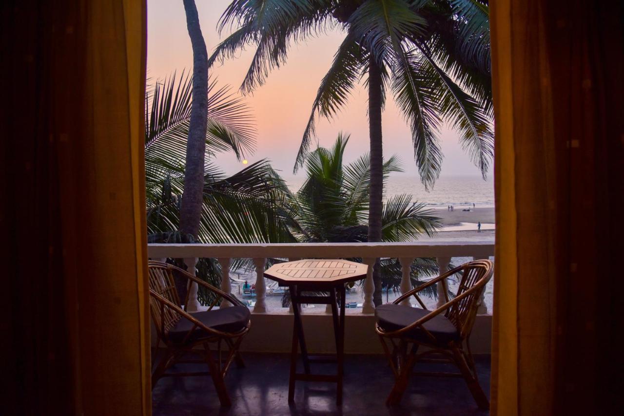 Silent Beach Resort Mandrem Exterior photo