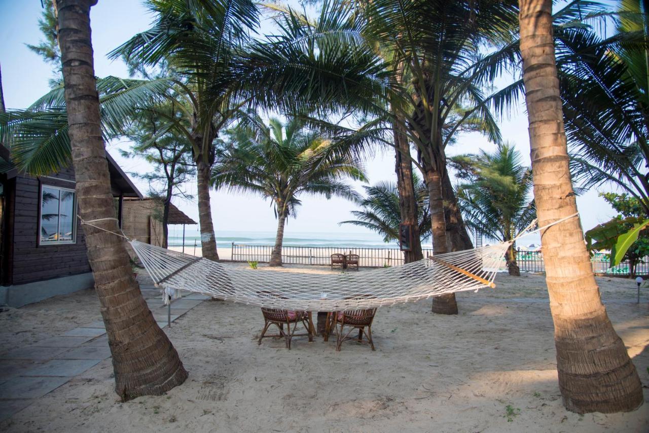 Silent Beach Resort Mandrem Exterior photo